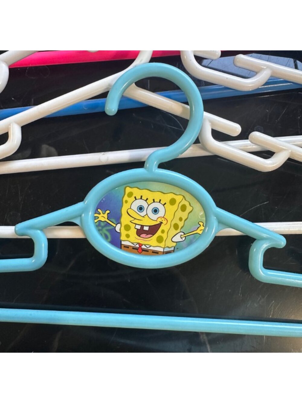 Vintage Kids Hangers Lot Of 9 With SpongeBob Design & Assorted Colors - Picture 2 of 6